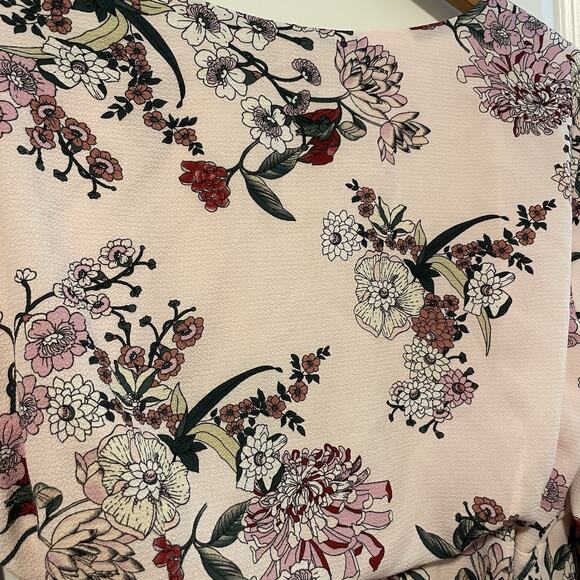 Lulu's Pink Floral Print Wrap Dress Cottage Core Preppy Date Sexy Croquette Sz L - Picture 6 of 8
